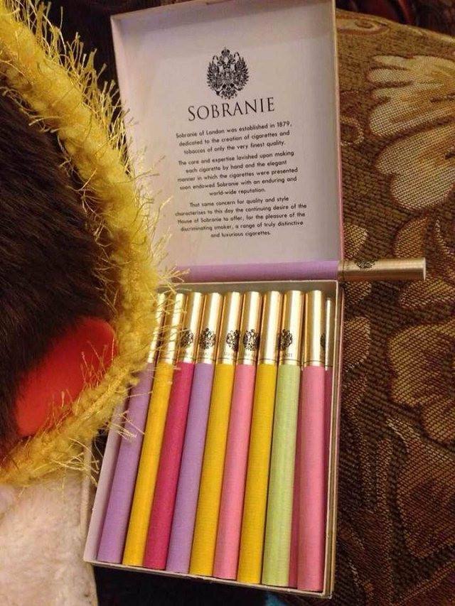 10元進口女士香煙排行榜，圣羅蘭香煙你見過嗎