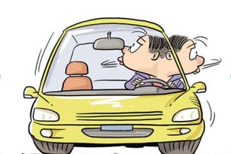 開(kāi)車抽煙扣分嗎，2018年開(kāi)車抽煙如何處罰