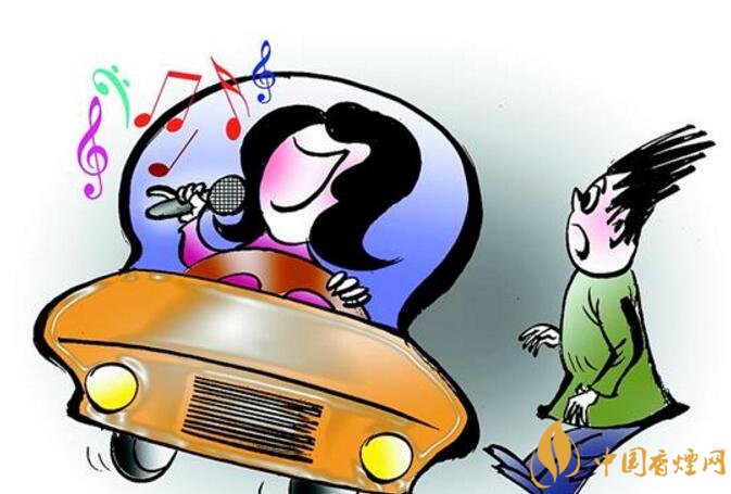 開(kāi)車抽煙扣分嗎，2018年開(kāi)車抽煙如何處罰