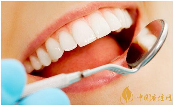 抽煙牙齒黃怎么變白，快速去除煙漬小妙招