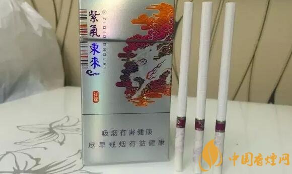 過(guò)年待客買什么香煙好，中華撐場(chǎng)面軟云看內(nèi)在